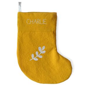 Botte de Noël jaune moutarde en coton personnalisée