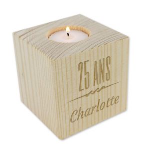Bougeoir cube en bois gravé Bougeoir cube en bois gravé