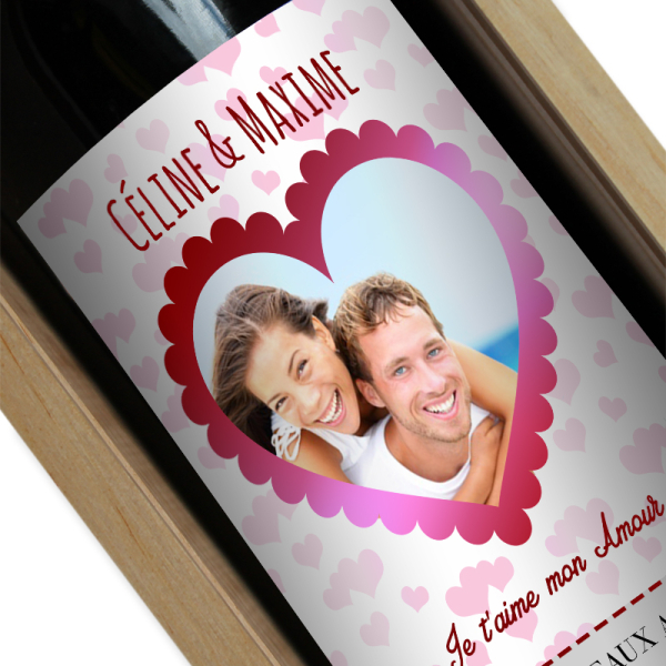 Bouteille de vin personnalisée coeur photo