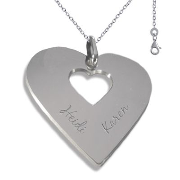 Pendentif coeur gravé avec chaine