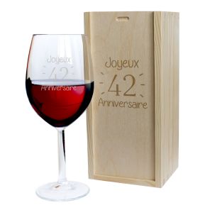 Verre à vin anniversaire gravé Verre à vin anniversaire gravé