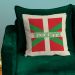 Coussin basque personnalisé avec un prénom mock up 2