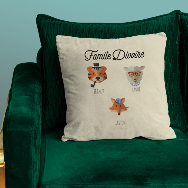 coussin famille zanimo mock up 3
