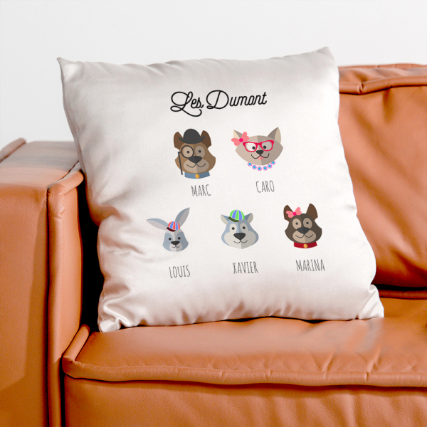 coussin famille zanimo mock up 1