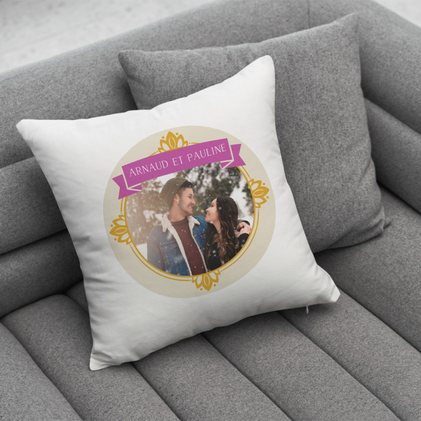 Coussin photo cadre royal mock up 2