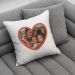 Coussin photo coeur mock up 4
