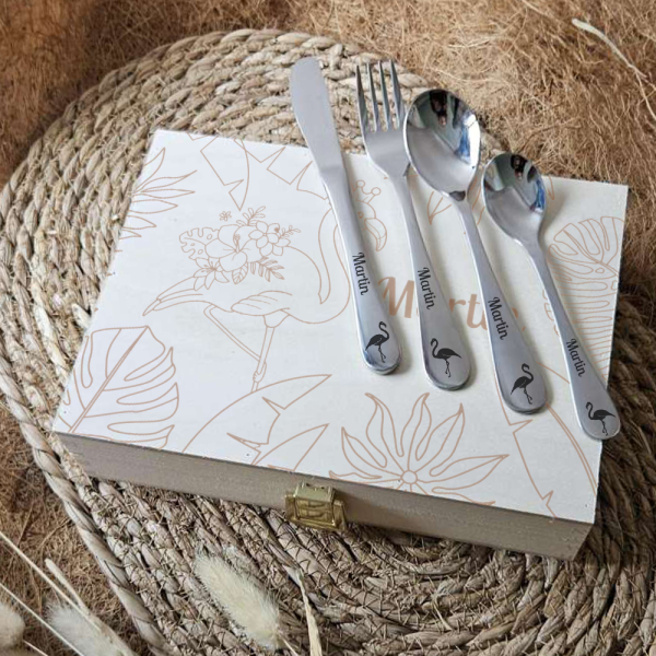 Détail gravure Flamand rose - coffret couverts