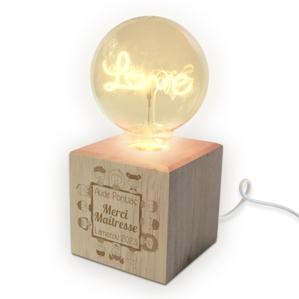 Lampe ampoule filament Love personnalisée merci maitresse