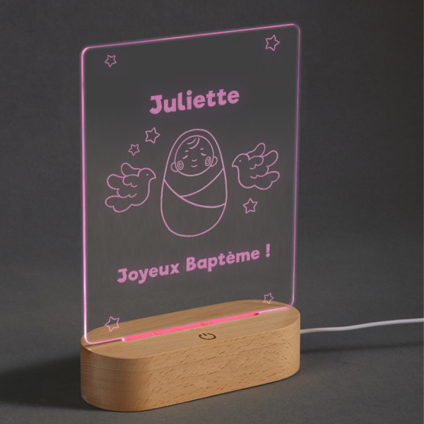 lampe plexi colorée pour baptême