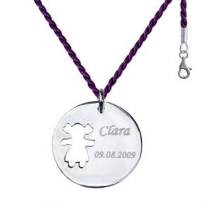 Pendentif chérubin ajouré fille gravé Pendentif chérubin ajouré fille gravé