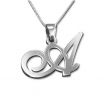 Pendentif lettre initiale