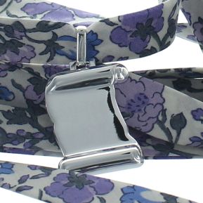 Bijou parchemin gravé