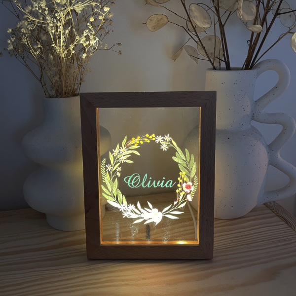 Personoitu kukkakranssi LED-kehys
