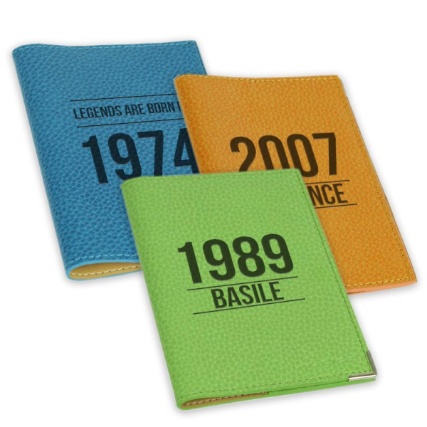 Etui passeport cuir personnalisé anniversaire