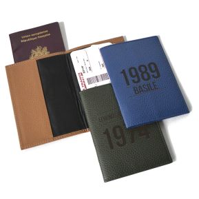 Etui passeport cuir anniversaire personnalisé