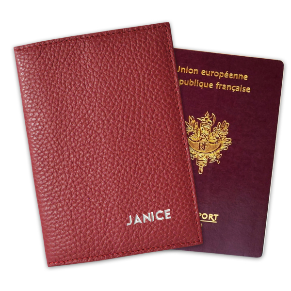 Etui passeport rouge personnalise en cuir