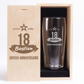 Verre à bière anniversaire