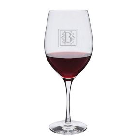 Verre à vin initiale gravée