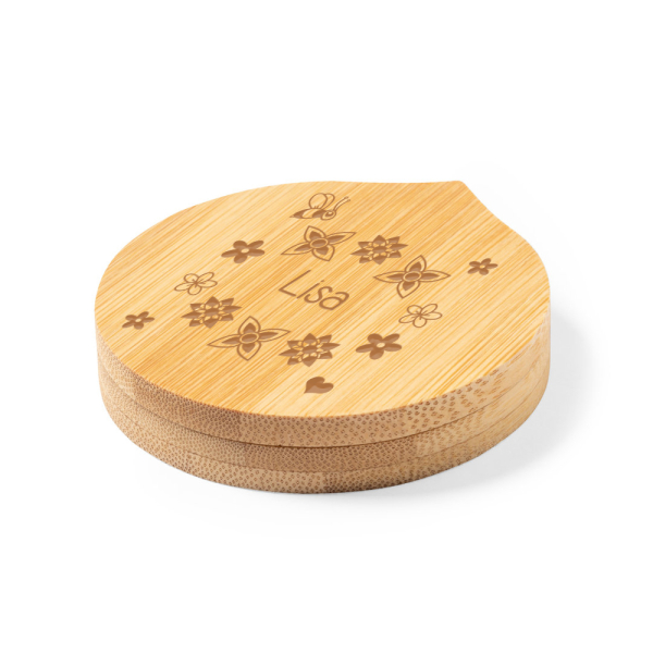 Miroir en bambou gravé