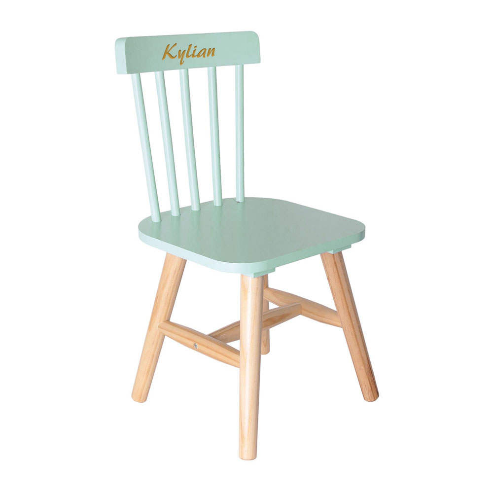 Chaise enfant verte personnalisée  une idée de cadeau original  Amikado