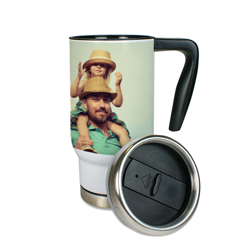 Un mug thermos personnalisé avec une photo